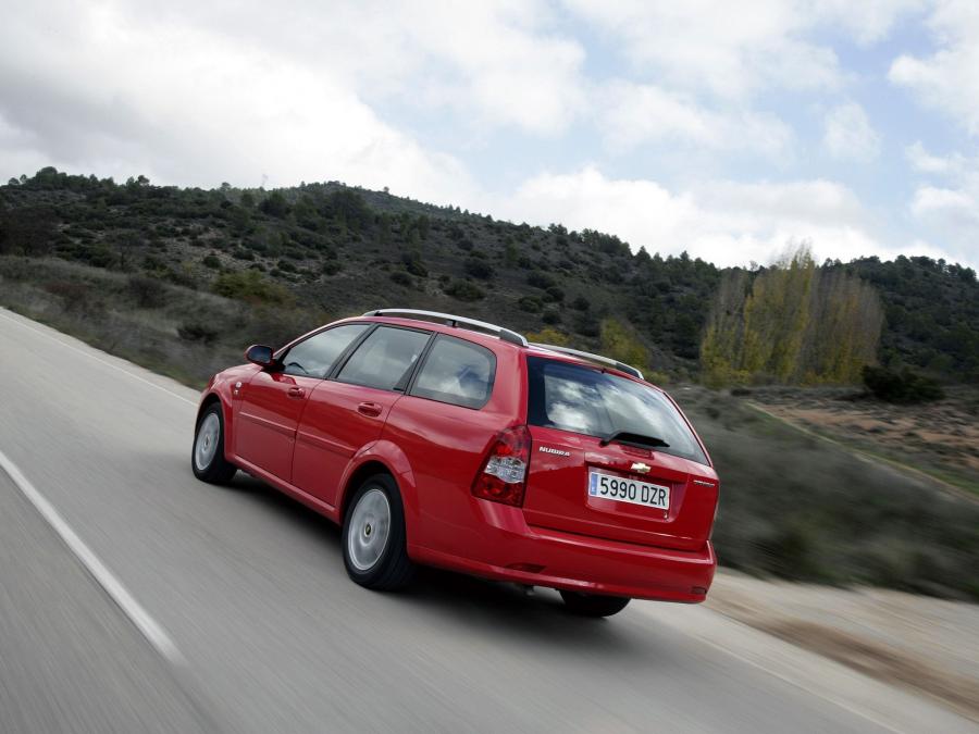  Chevrolet Nubira Station Wagon 2004 года  (фото 7 из 16)